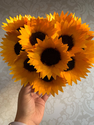 Everlasting Sunflower Heart - Forever Fleurs
